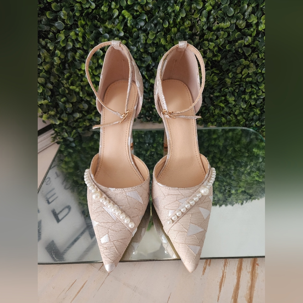 Geometric Pattern Ankle Strap Heel - image 6